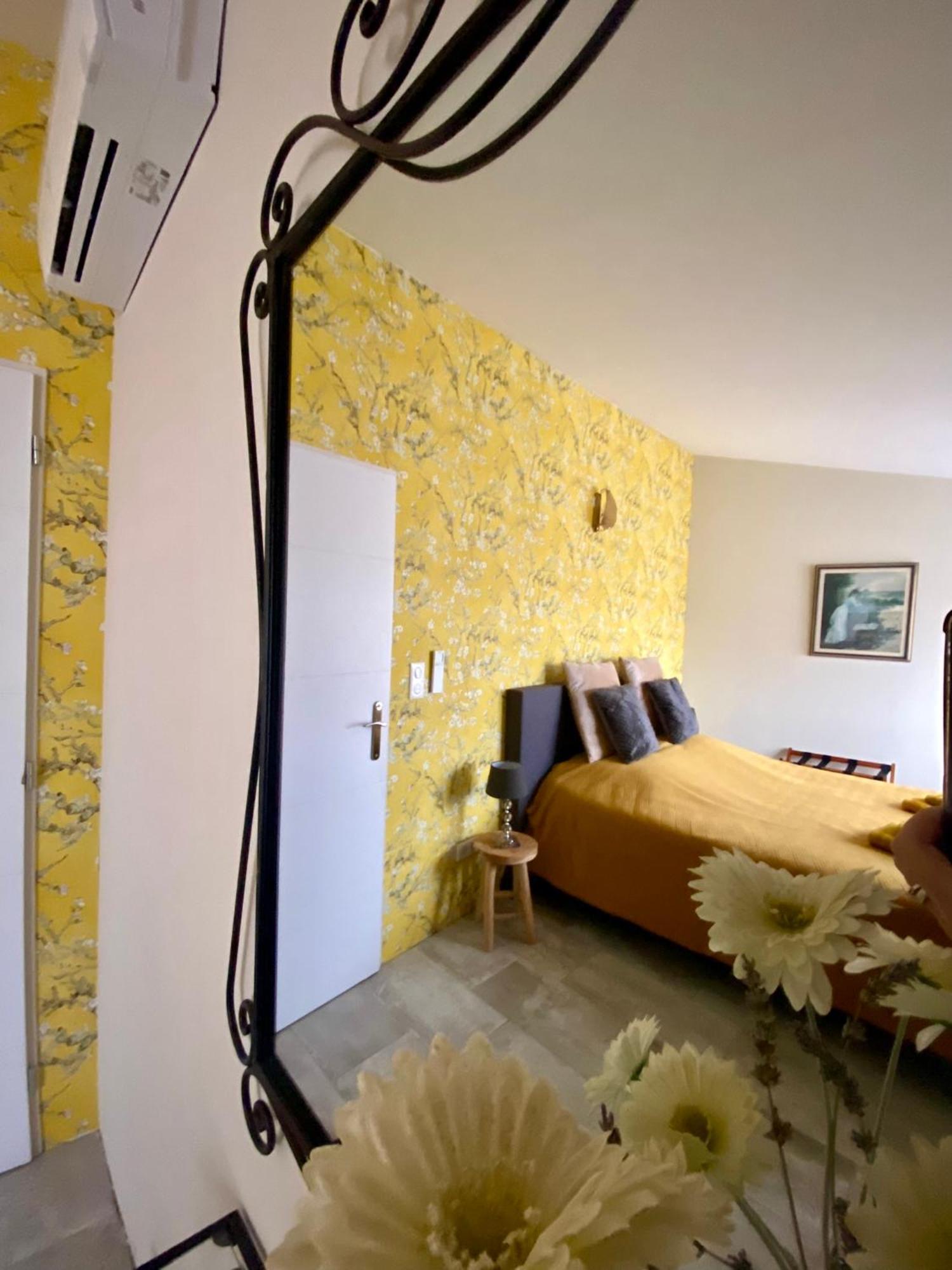 Maison Du Midi, 2 Gites De Charme Ginestas Exterior foto
